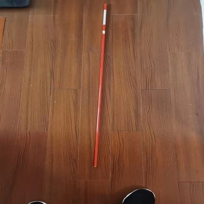 Barre rouge en FRP de 8,5 mm de diamètre pour piquet de marqueur réfléchissant utilisé dans les infrastructures de transport et de sport