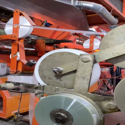 Épaisseur 25 Um Film de libération de polyester de couleur transparente Pour tuyauterie GRP Pas de nœud joint et de bulle, bonne pratique dans le démoulage